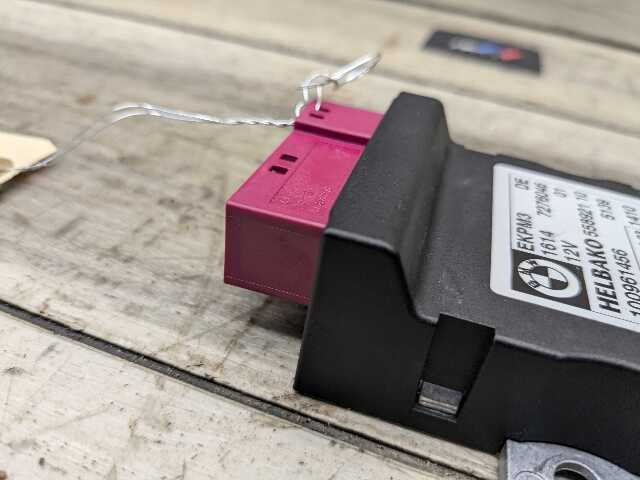 OEM BMW E70 E82 E90 E92 E93 N54 N55 Helbako Fuel Pump Relay Control Module EKPM3