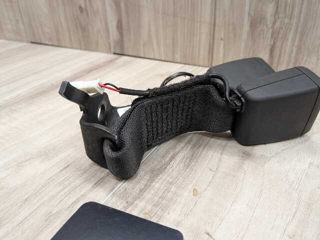 19-24 OEM BMW G20 G21 G80 330 M340 M3 Rear Left Driver Seatbelt Seat Belt Buckle
