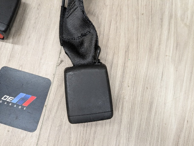 20-24 OEM BMW F44 228 M235 Rear Center Middle Seatbelt Seat Belt Buckle