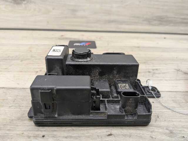 OEM BMW F01 F10 F12 F15 F16 F22 F30 F32 F36 F87 Integrated supply module