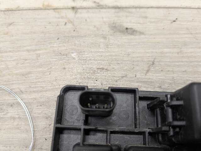 OEM BMW F01 F10 F12 F15 F16 F22 F30 F32 F36 F87 Integrated supply module
