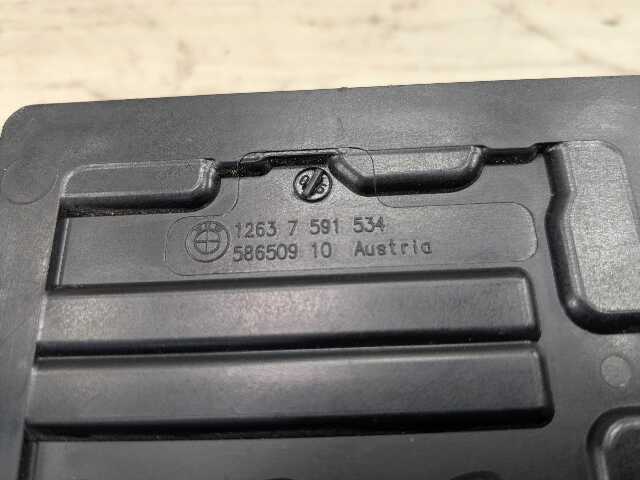 OEM BMW F01 F10 F12 F15 F16 F22 F30 F32 F36 F87 Integrated supply module