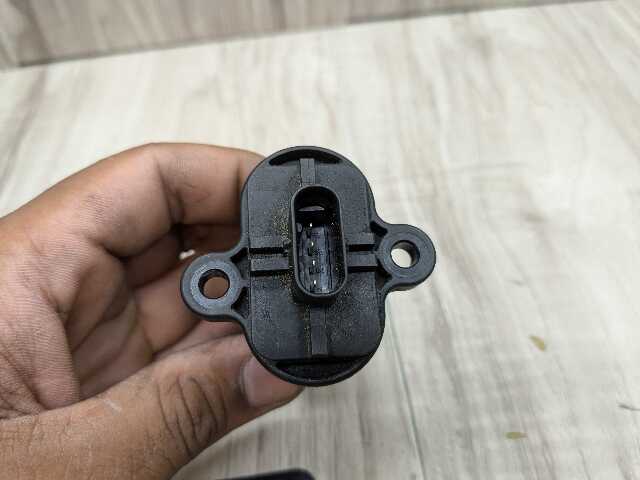 10-19 OEM BMW F07 F10 F13 F01 F02 F15 F86 MAF Mass Air Flow Sensor Meter Engine