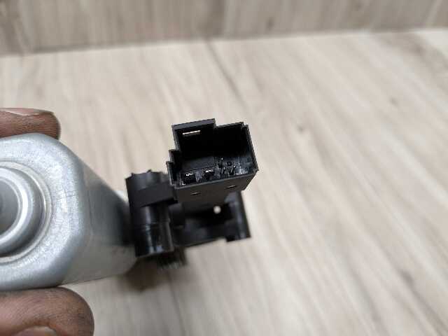 20-24 OEM BMW F44 F74 228 M235 Sun Shade Panoramic Roof Actuator Glass Motor