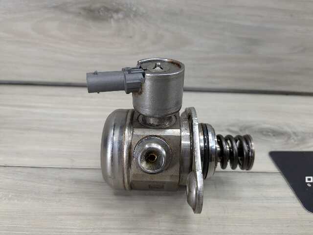 11-15 OEM BMW E88 E92 F30 F10 F13 X1 X6 Engine N55 HPFP High Pressure Fuel Pump