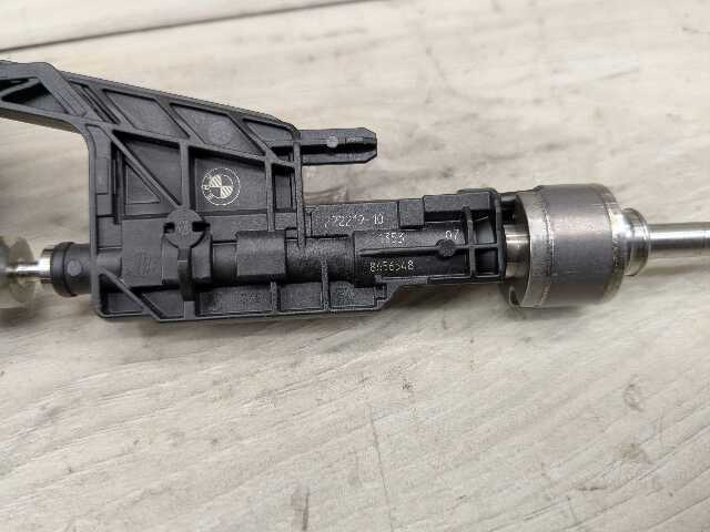 OEM BMW F39 F44 F48 G01 G05 G14 G15 G20 G30 Engine High Pressure Fuel Injectors