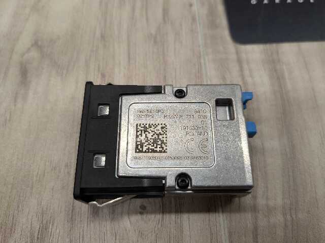 OEM BMW G01 G02 G11 G12 G20 G30 F97 USB Type C Charger Port Socket Connector