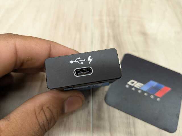 OEM BMW F44 F48 F97 G01 G05 G12 G20 G30 G80 USB Dual Type C Charger Port Socket
