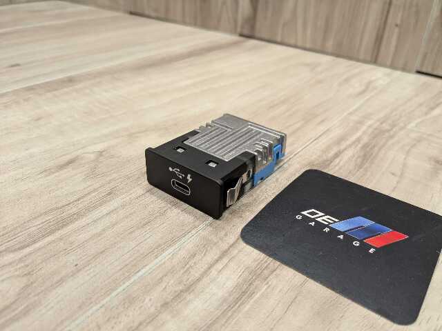 OEM BMW F44 F48 F97 G01 G05 G12 G20 G30 G80 USB Dual Type C Charger Port Socket