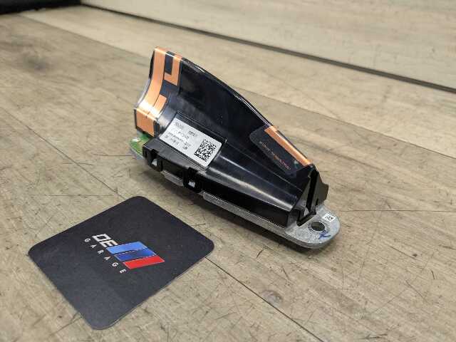 OEM BMW F30 F32 F36 F82 G20 G30 F90 G12 Roof Shark Fin Antenna