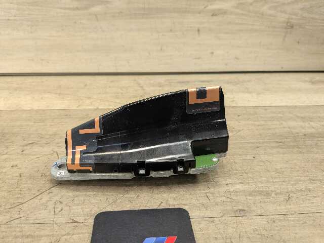 OEM BMW F30 F32 F36 F82 G20 G30 F90 G12 Roof Shark Fin Antenna