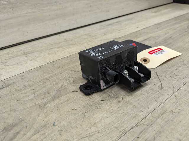 OEM BMW F10 F13 F02 F30 F32 F80 F82 F85 M3 M4 M6 Cooling Fan Relay Control 130A