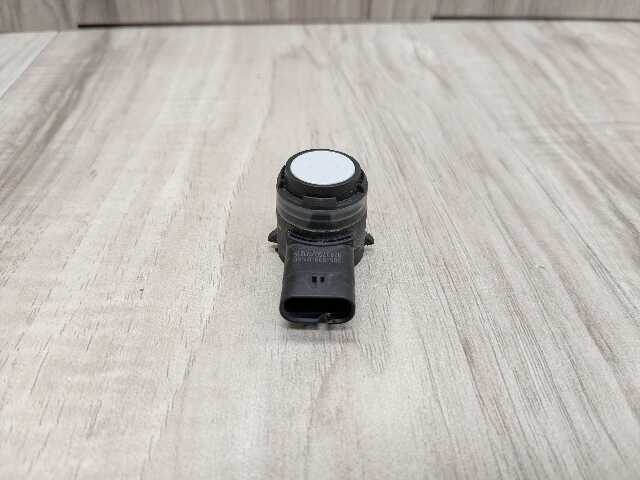 OEM BMW F15 F16 F85 F86 X5 M X6 M Ultrasonic Pakring Distance Sensor PDC White
