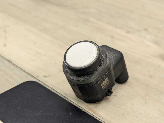 OEM BMW F06 F10 F12 F13 F01 F02 Parking Distance Sonic Sensor PDC White