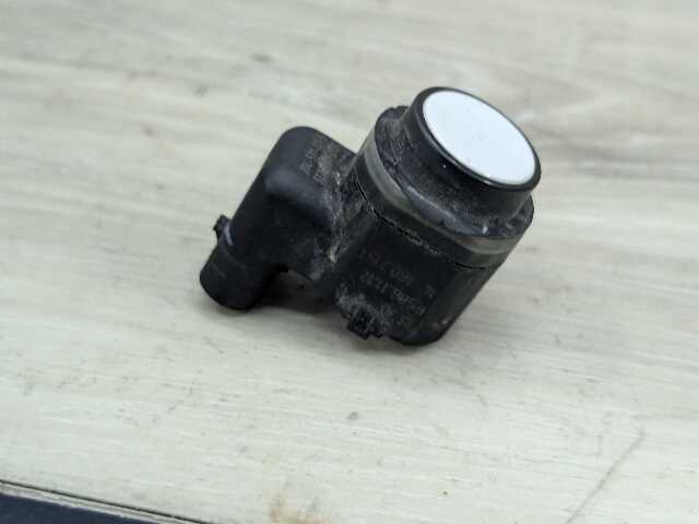 OEM BMW F06 F10 F12 F13 F01 F02 Parking Distance Sonic Sensor PDC White