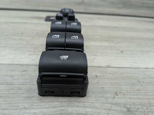 OEM BMW G14 G23 G83 F91 M4 M8 CONVERTIBLE Left Driver Master Window Switch