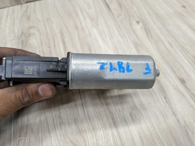 20-24 OEM BMW F44 F74 228 M235 Sunroof Window Glass Panel Panoramic Roof Motor