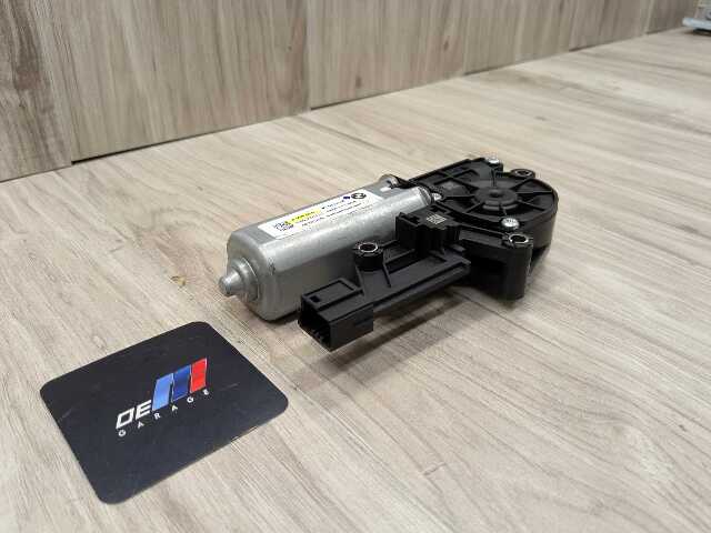 20-24 OEM BMW F44 F74 228 M235 Sunroof Window Glass Panel Panoramic Roof Motor