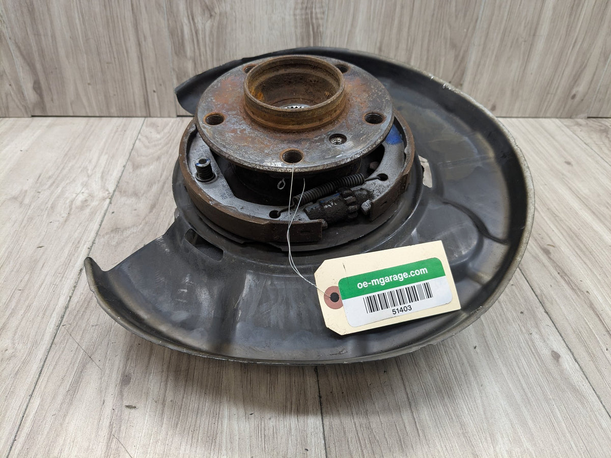 2016 BMW 340i F30 Front Right Passenger Spindle Knuckle w/ Bearing 6853820 OEM BMW F22 F23 F30 F32 F33 AWD Front Right Passenger Spindle Hub Knuckle OEM