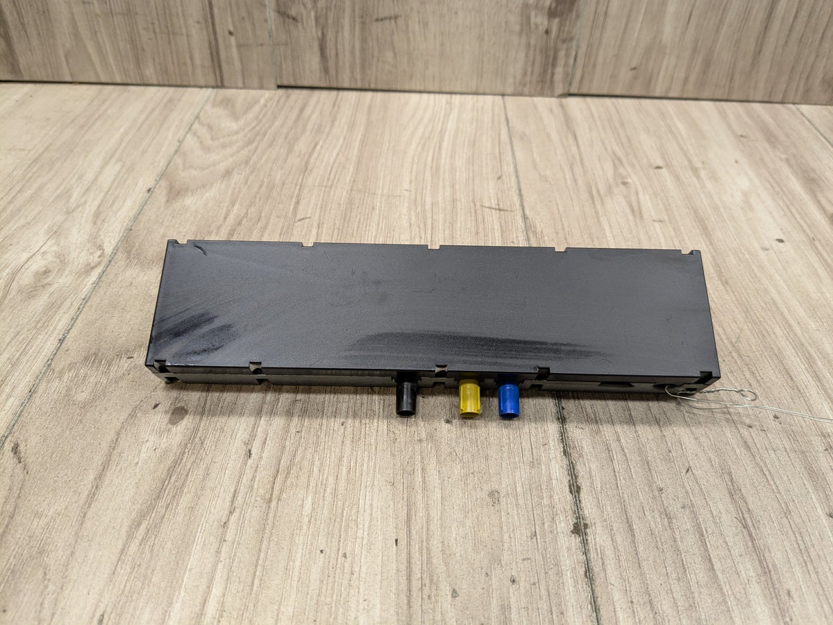 03-08 OEM BMW E85 E86 Z4 Radio Diversity Antenna Amplifier Module Unit