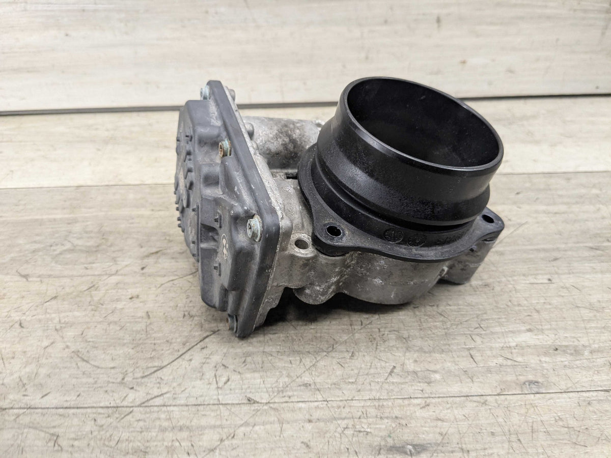 OEM BMW F39 F44 F48 F90 G05 G12 750 G30 M550 M8 Engine B46 N63 S63 Throttle Body