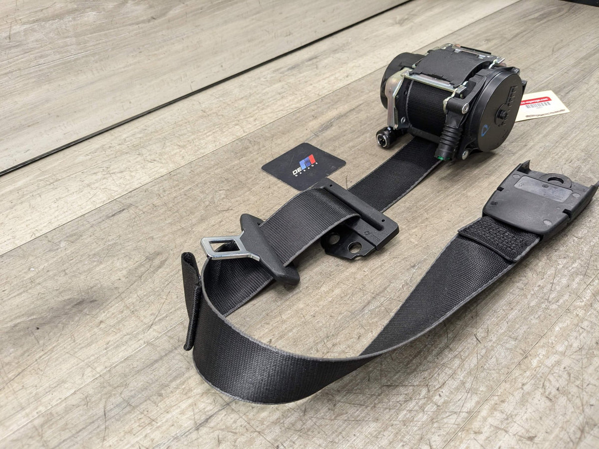 19-24 OEM BMW G29 Z4 Front Right Passenger Upper Seatbelt Seat Belt Retractor