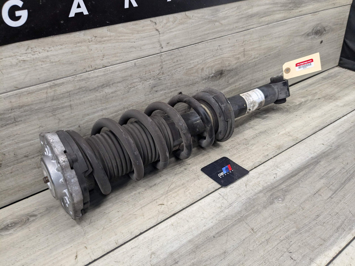 2019 BMW X3 G01 Rear Left or Right Spring Strut Shock Absorber 6880604 18-24 OEM BMW G01 G02 X3 X4 M40iX AWD Rear Left or Right Side Strut Shock Absorber