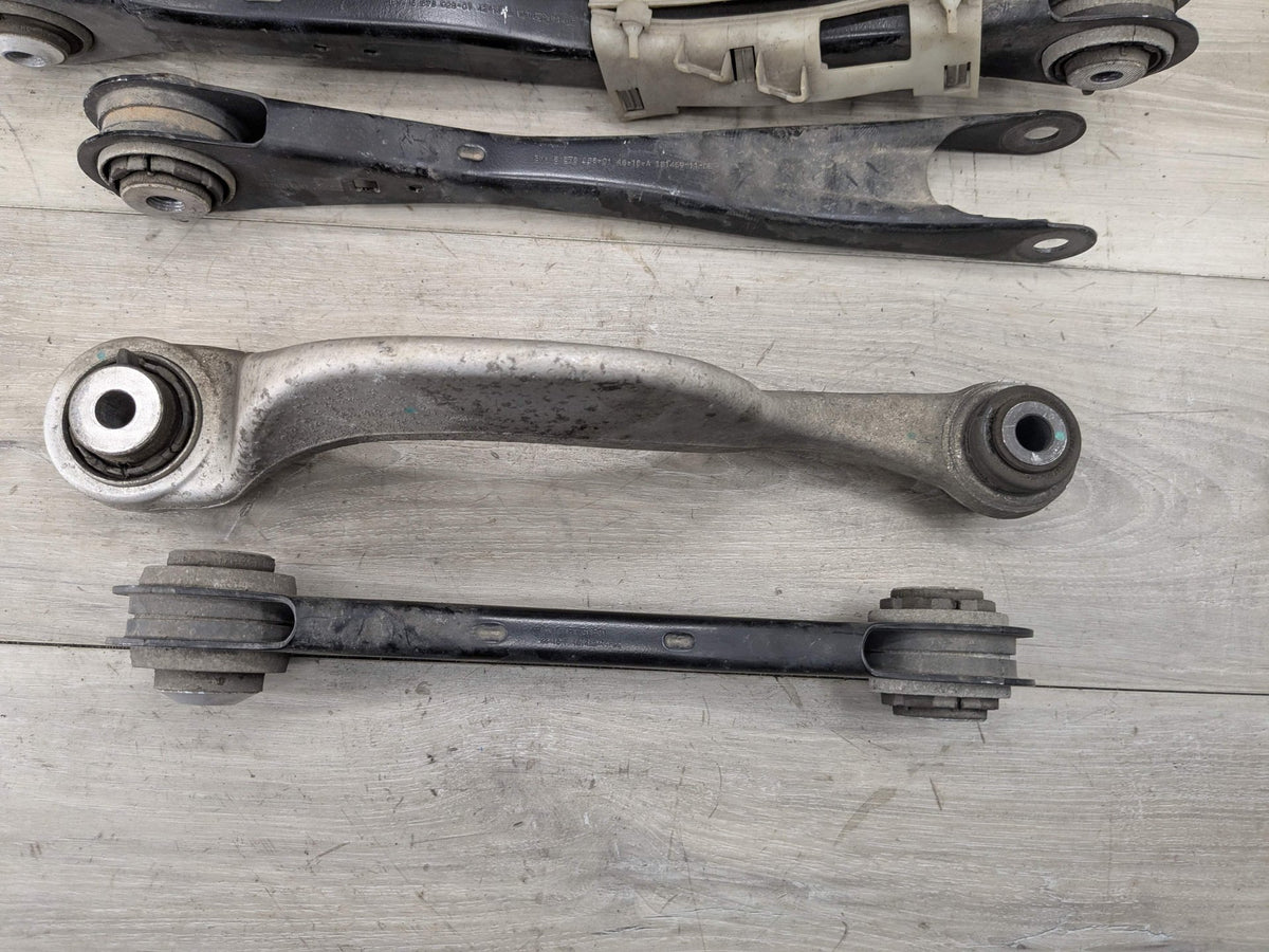 2019 BMW X5 G05 Rear Right Passenger Control Arms SET 6878022 19-25 OEM BMW G05 G06 G07 X5 X7 Rear Right Passenger Control Arm Wishbone SET