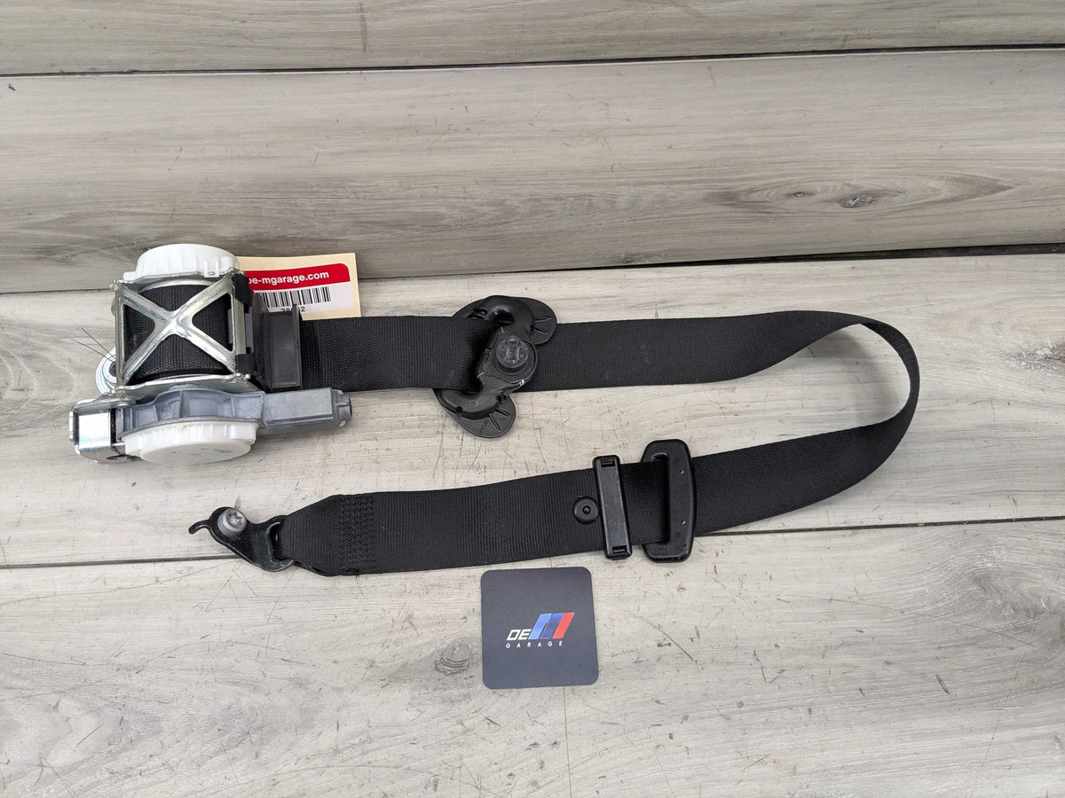 12-20 OEM BMW F30 F36 F80 M3 Front Right Passenger Side Seatbelt Retractor Black