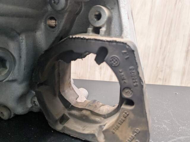 2014 BMW 320i Transmission Transfer Case 150876k 7505374
