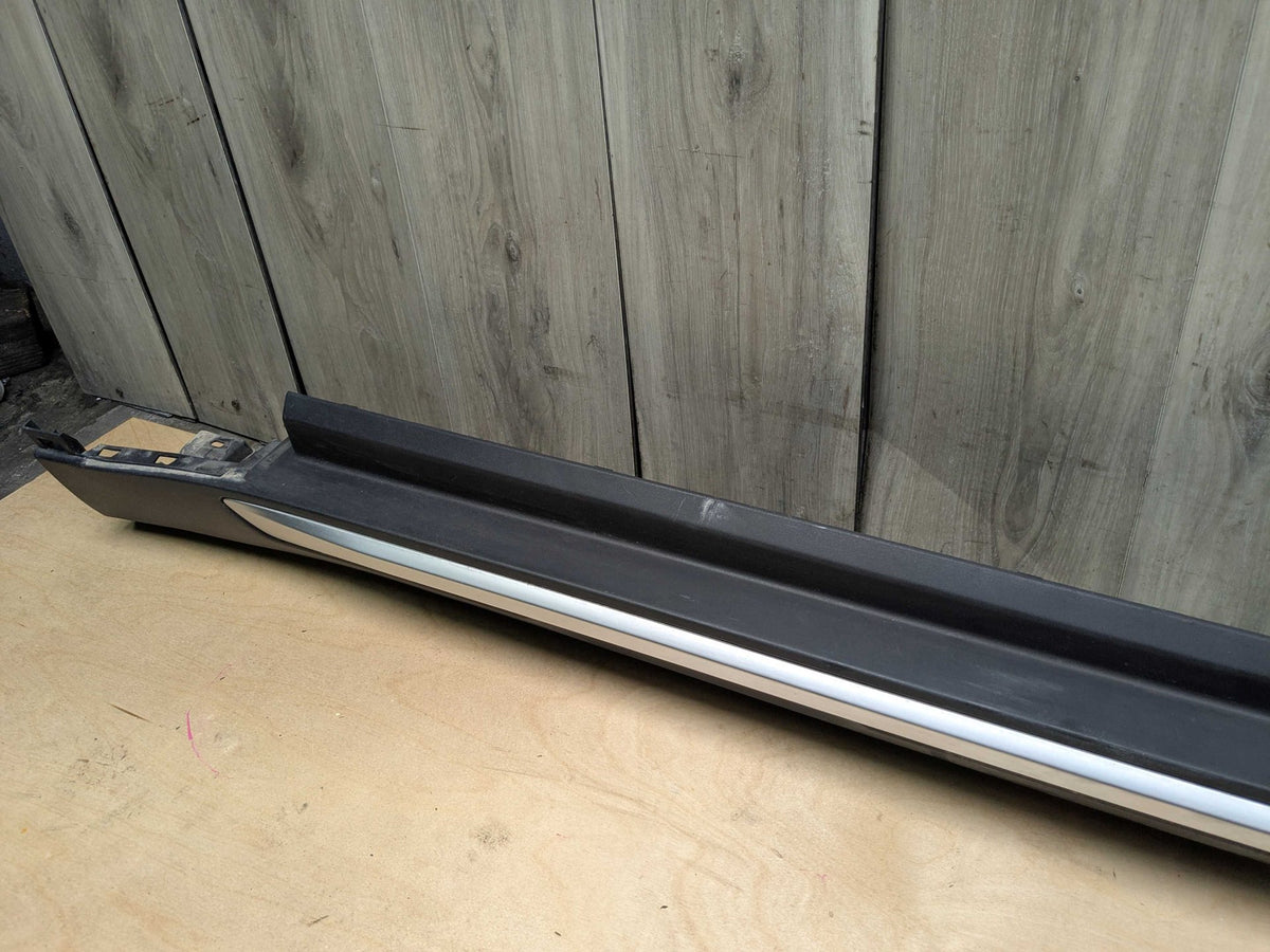 2021 BMW X5 G05 Left Driver Side Skirt Rocker Panel 8498999