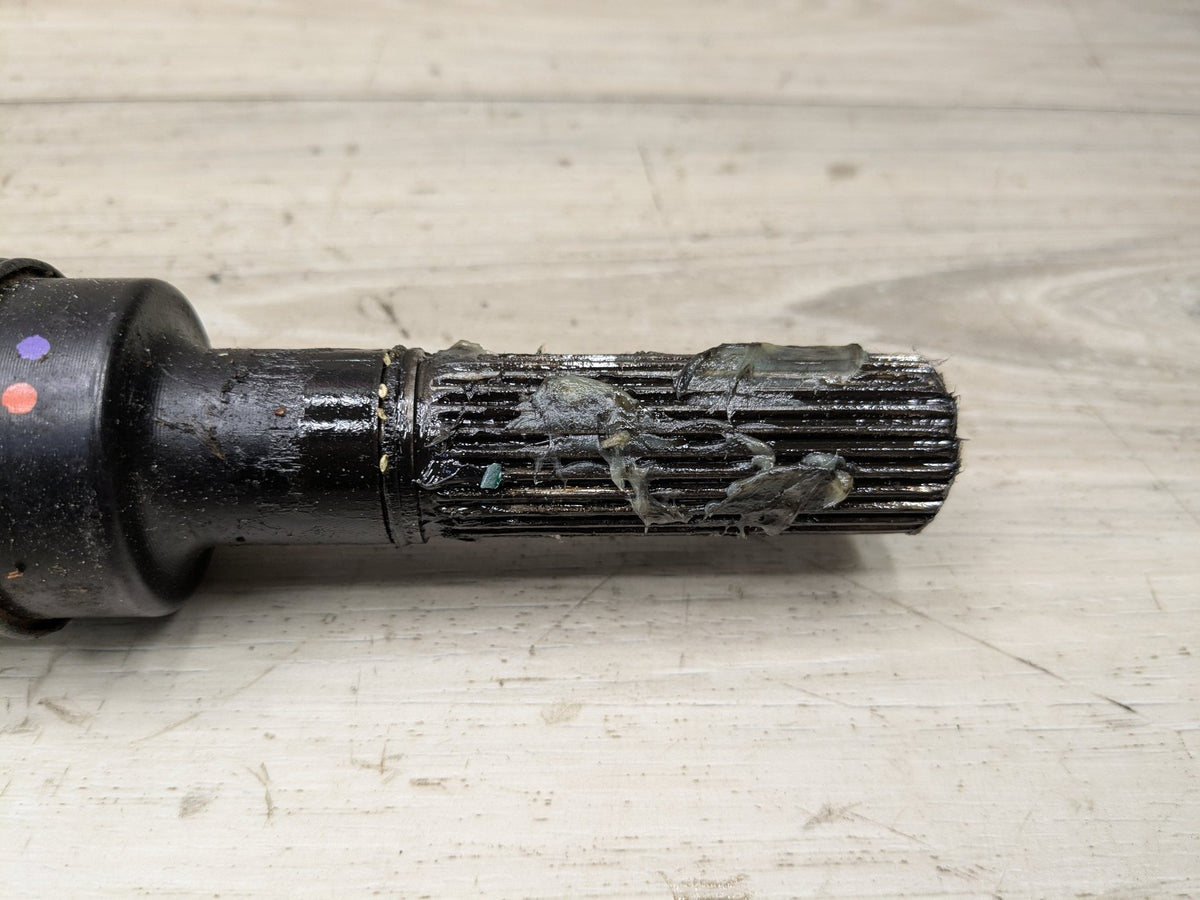2019 BMW X3 G01 Front Propeller Driveshaft Drive Shaft 9488487 OEM BMW G01 G05 G12 G20 G30 F90 X3 M5 Front Drive Shaft Driveshaft Output OEM