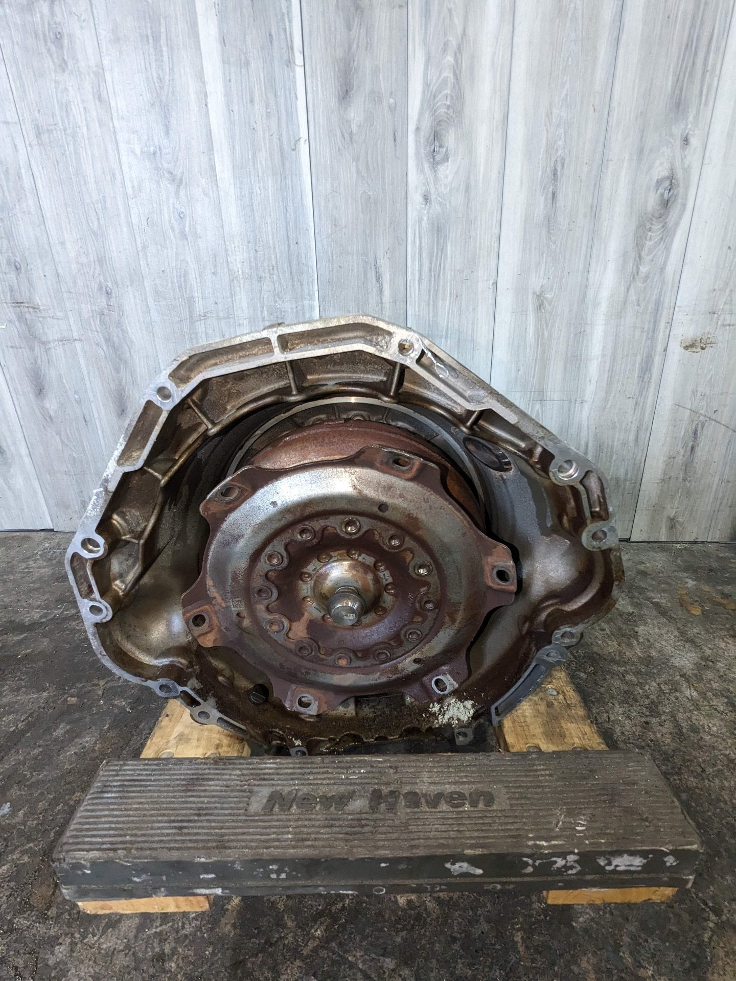 2012 F13 650xi Automatic Transmission Assembly 7631095 OEM BMW F07 F10 F12 F13 AWD GA8HP70X Automatic Transmission Gearbox N63