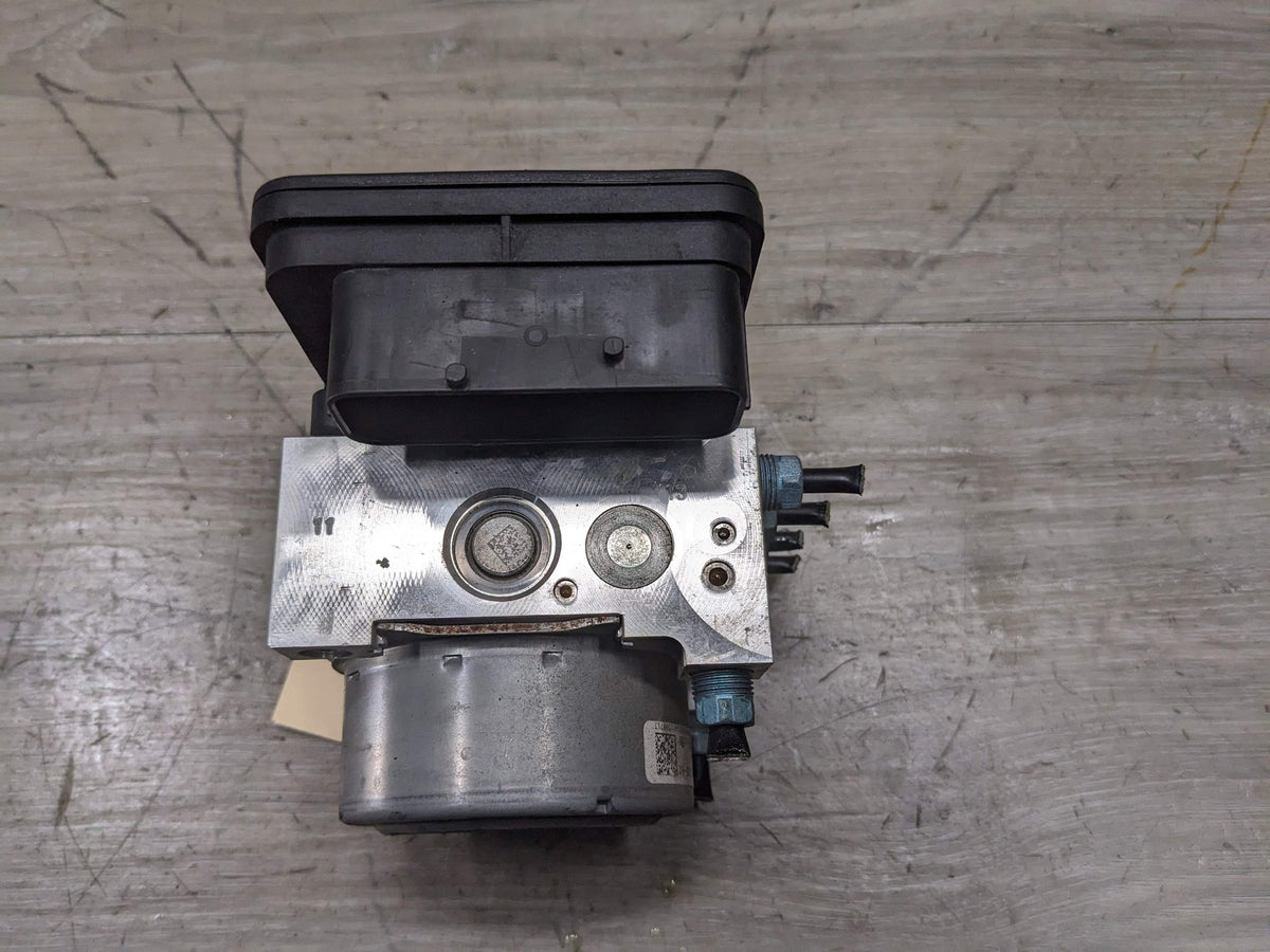 12-16 OEM BMW F22 F30 F34 F32 F36 M235 Auxiliary Electric Water Pump Engine N55