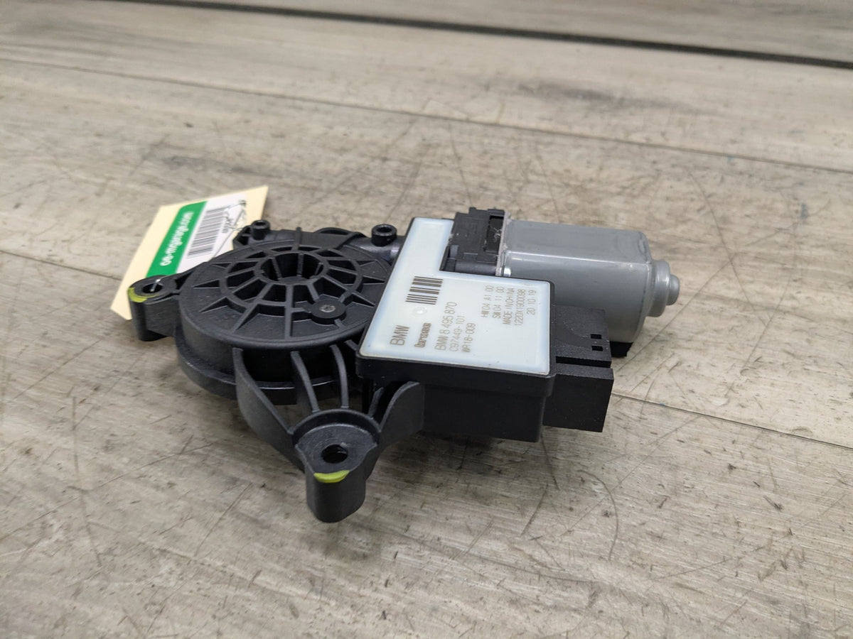 2020 BMW 330i G20 Front Right Passenger Door Window Glass Regulator Motor 8495870 OEM BMW G20 G80 330 M340 M3 Front Right Passenger Door Window Regulator Motor OEM