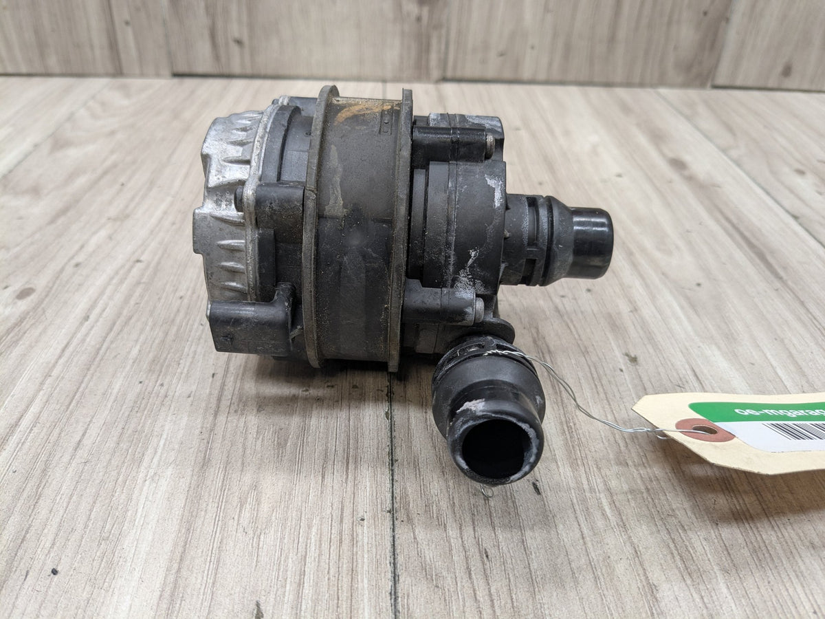 2015-2021 Mercedes-Benz C43 W205 Auxilary Water Coolant Pump A0392024050 OEM
