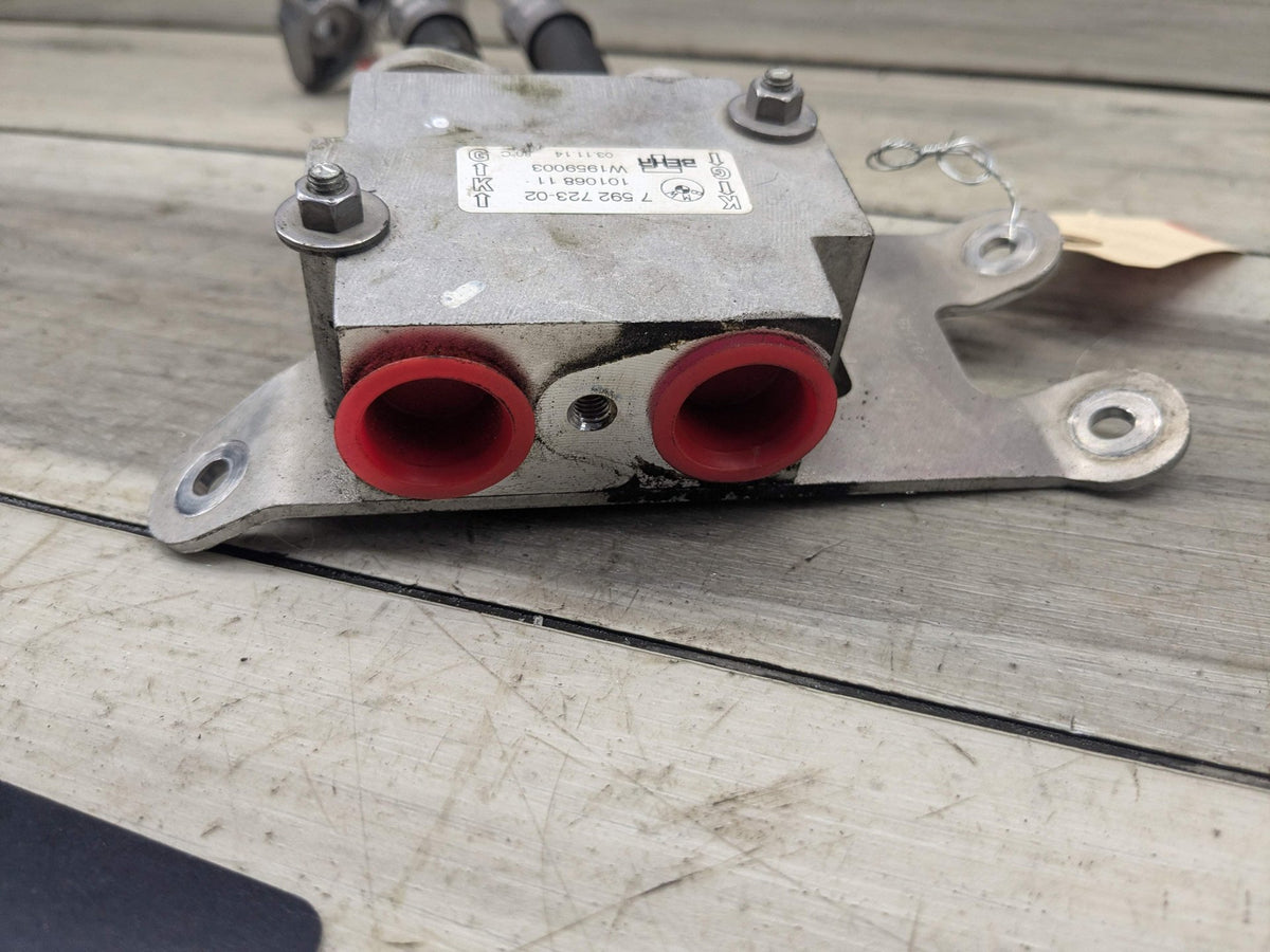 OEM BMW F80 F82 F83 F87 M3 M4 Transmission Oil Cooler Inlet Outlet Pipe Hose