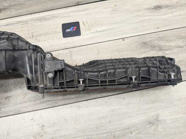 16-23 OEM BMW F90 G12 G30 750 Right Passenger Engine N63 S63 Intake Manifold 1-4