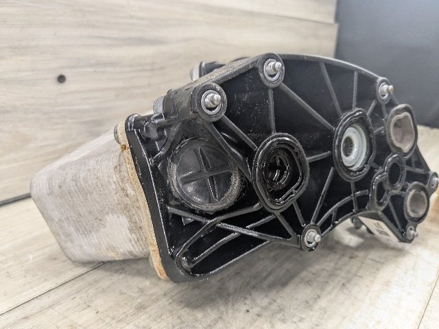 OEM BMW G01 G05 G16 G20 G22 G26 G30 Engine B58 Filter Oil Filter Housing Cooler