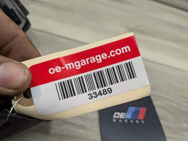 OEM BMW F15 F16 F85 F86 X5 Front Right Passsenger Knee Lower Dash Airbag Black