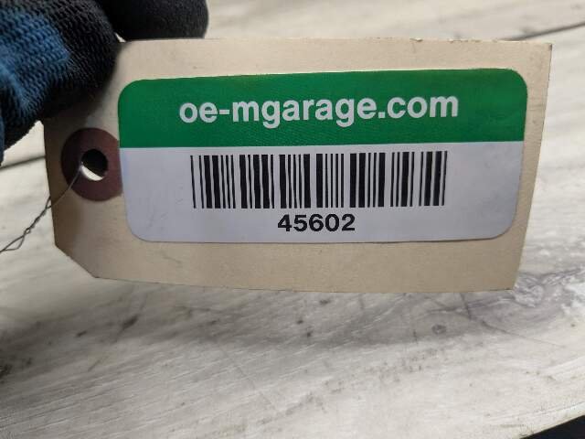 15-19 OEM BMW F16 X6 Front Left Right Driver Passenger Headrest Black