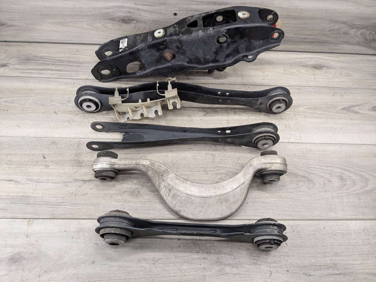 2019 BMW X5 G05 Rear Left Driver Control Arms SET 6878021 19-25 OEM BMW G05 G06 G07 X5 X7 Rear Left Driver Control Arm Wishbone SET