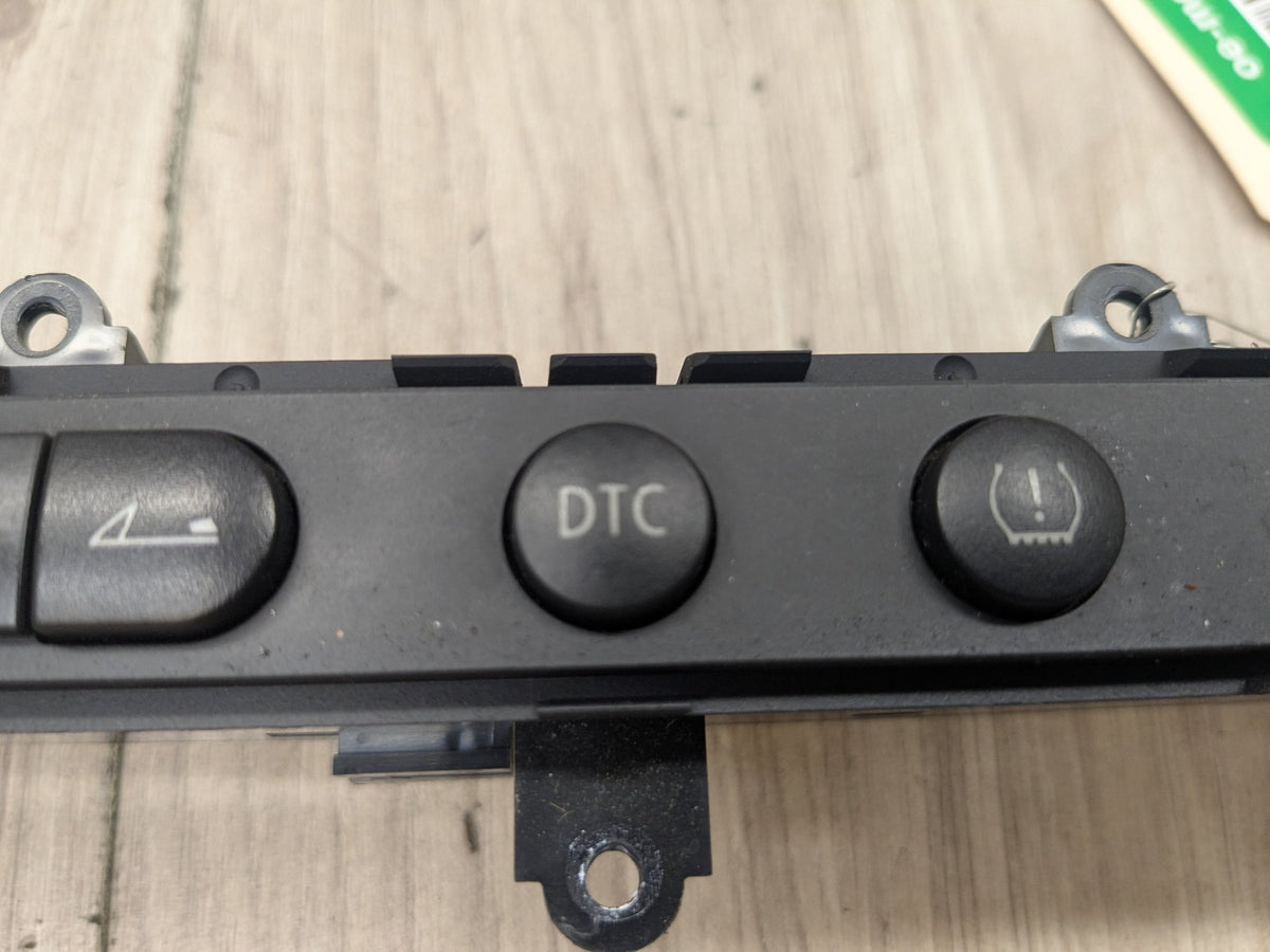 03-05 OEM BMW E85 Z4 Front Center Dash Convertible Console Switch Button