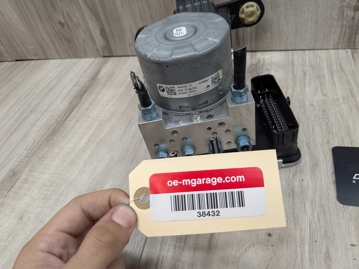 2022 BMW Z4 G29 ABS Pump Module 5A44C38 OEM BMW G20 G22 G23 G26 G29 ABS Brake Pump Anti Lock DSC Dynamic Control