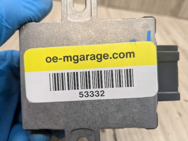 17-24 OEM BMW G01 G05 G12 G20 G22 G42 G30 G80 G82 Fuel Pump Control Module Unit