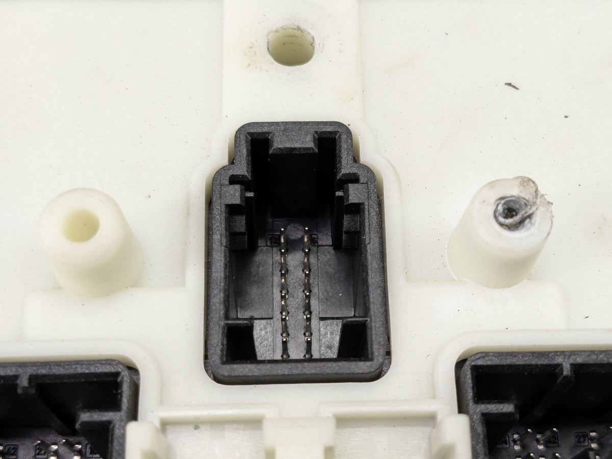 2011-2016 BMW 335i F30 Bdc Body Domain Fem Control Module w/ Key 9292653 12-18 OEM BMW F22 F30 F80 REM Rear Body Control Electronic Module BCM Box +Key OEM