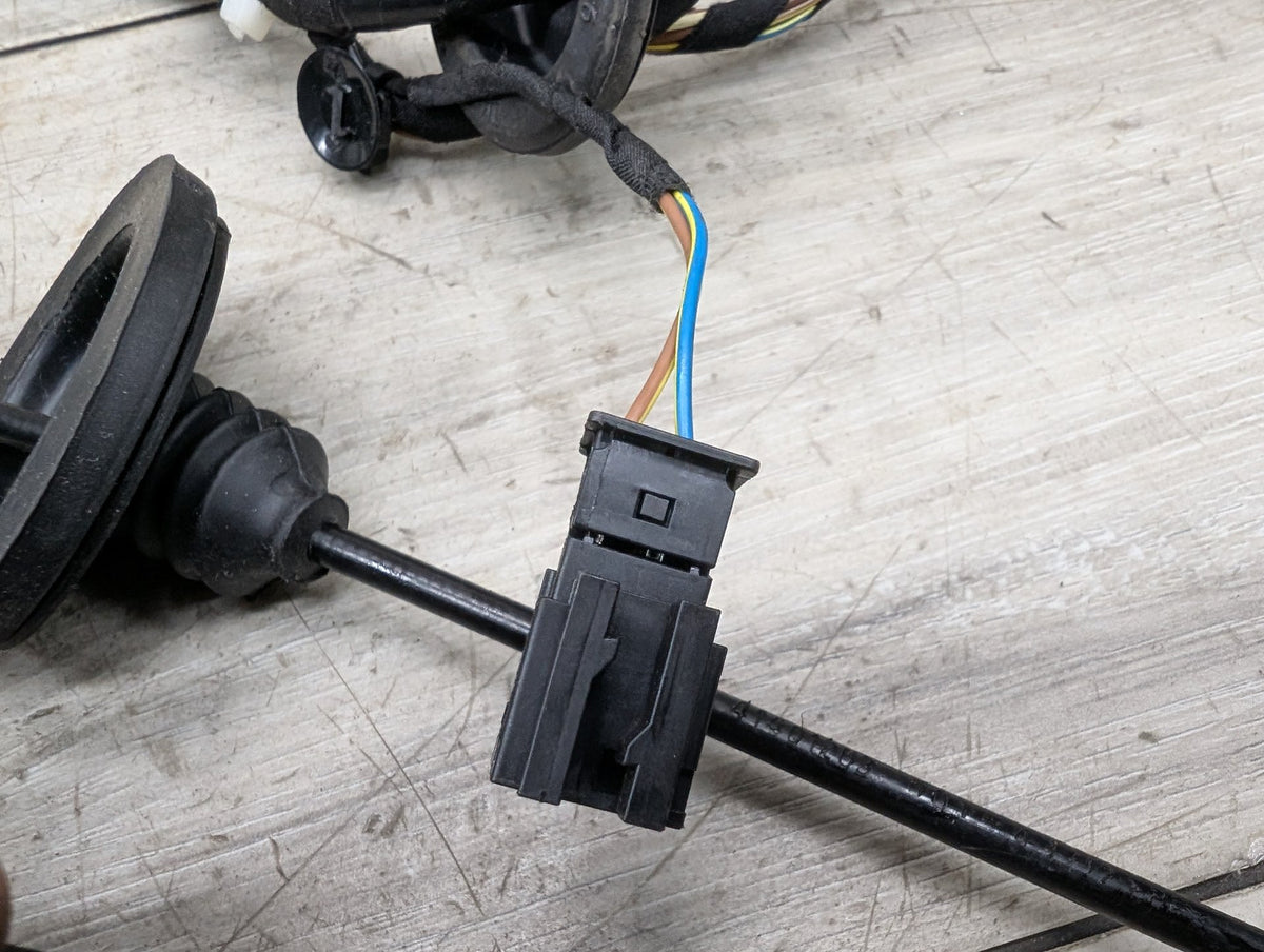 2009-2017 Mercedes-Benz E550 E-Class A207 Front Left Driver Door Latch Lock Actuator A2077604440 OEM