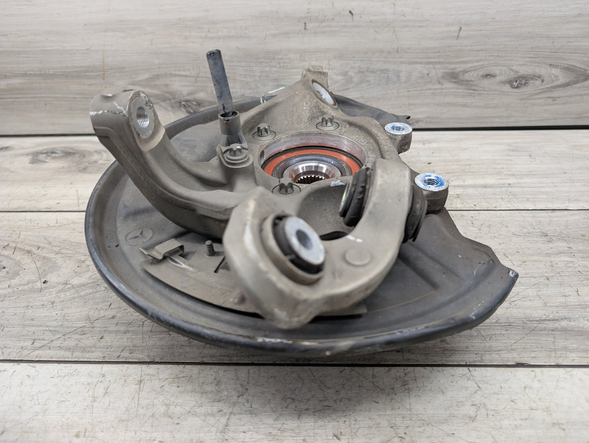 09-17 Mercedes E550 A207 Rear Right Passenger Spindle Knuckle w/ Bearing OEM