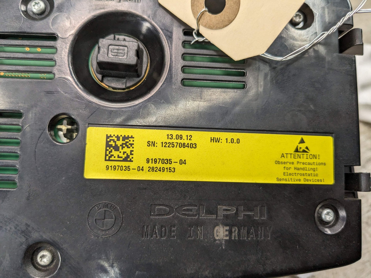 2013 BMW M6 F12 Headliner Overhead Dome Light Switch Module 9197035 Undercarriage damage OEM