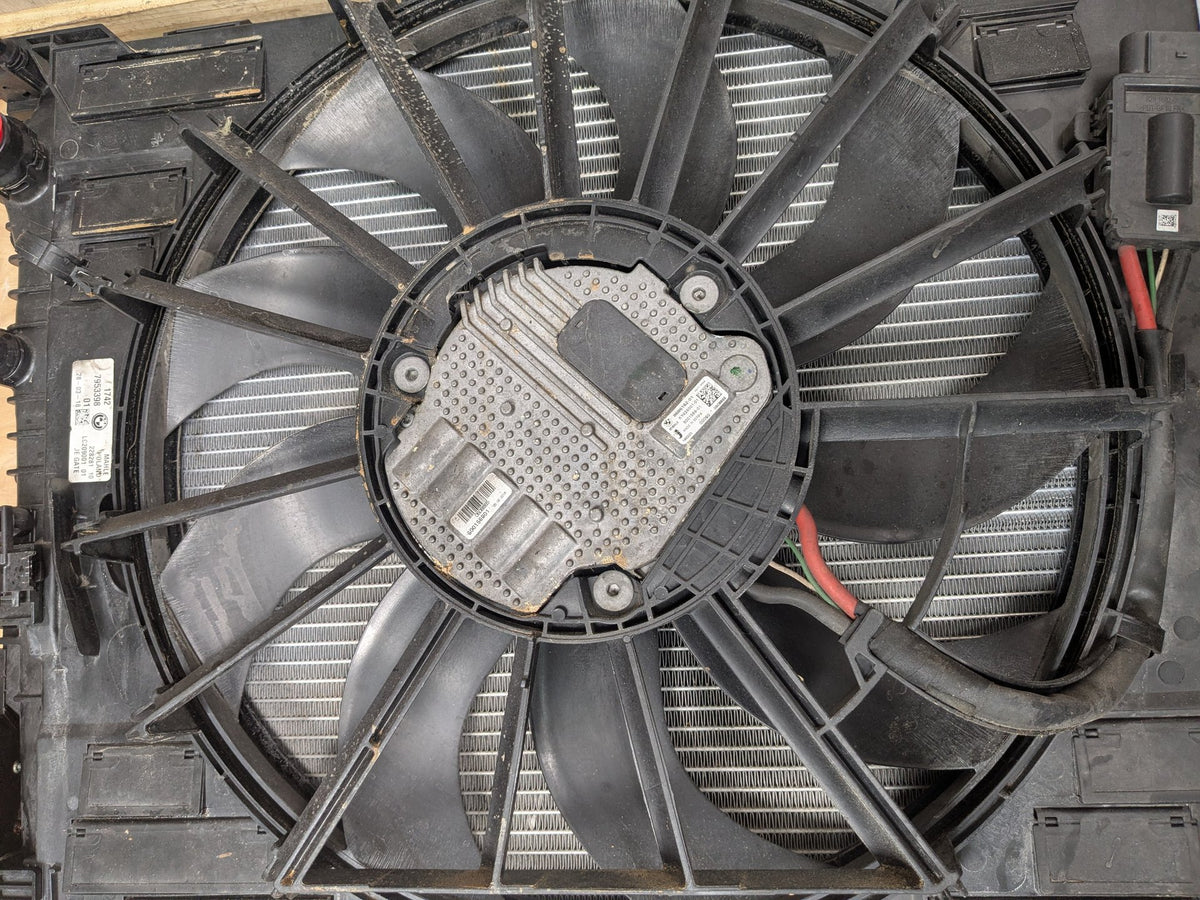 OEM BMW G12 750 G30 M550 Radiator Condenser Cooling Fan Shroud 1000W COMPLETE